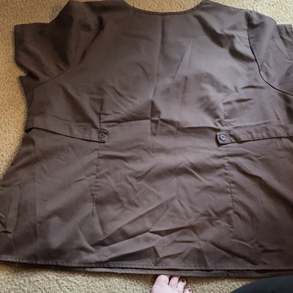 Scrub top - Picture 3 of 4